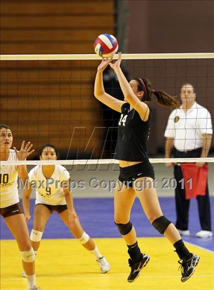 Thumbnail 1 in Troy vs. St. Francis (CIF D2 State Final) photogallery.