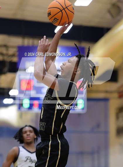 Thumbnail 2 in Pope John Paul II vs. McAdory photogallery.