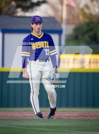 Thumbnail 3 in DeSoto Central @ Arlington photogallery.