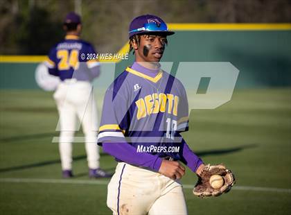 Thumbnail 2 in DeSoto Central @ Arlington photogallery.