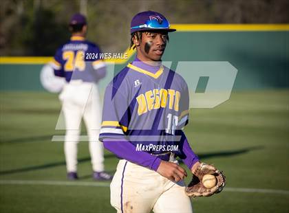 Thumbnail 3 in DeSoto Central @ Arlington photogallery.