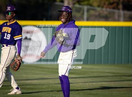 Thumbnail 2 in DeSoto Central @ Arlington photogallery.