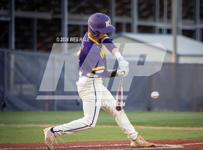 Thumbnail 3 in DeSoto Central @ Arlington photogallery.