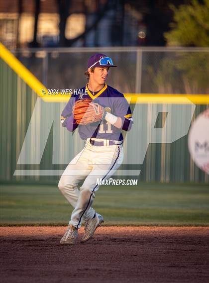 Thumbnail 3 in DeSoto Central @ Arlington photogallery.