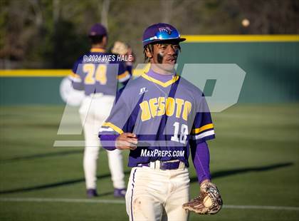 Thumbnail 1 in DeSoto Central @ Arlington photogallery.