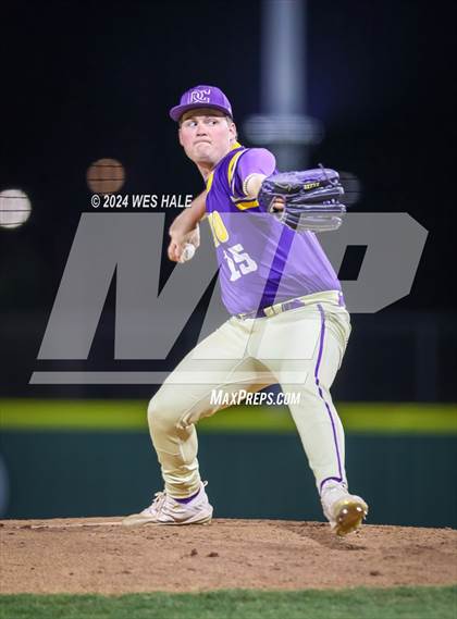 Thumbnail 1 in DeSoto Central @ Arlington photogallery.