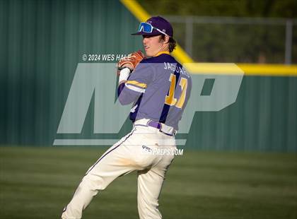 Thumbnail 1 in DeSoto Central @ Arlington photogallery.
