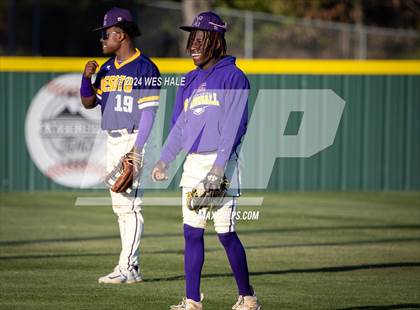 Thumbnail 3 in DeSoto Central @ Arlington photogallery.