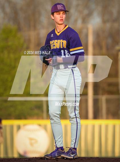 Thumbnail 1 in DeSoto Central @ Arlington photogallery.
