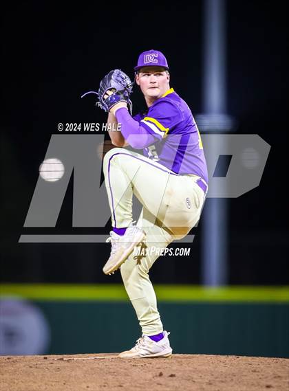 Thumbnail 1 in DeSoto Central @ Arlington photogallery.