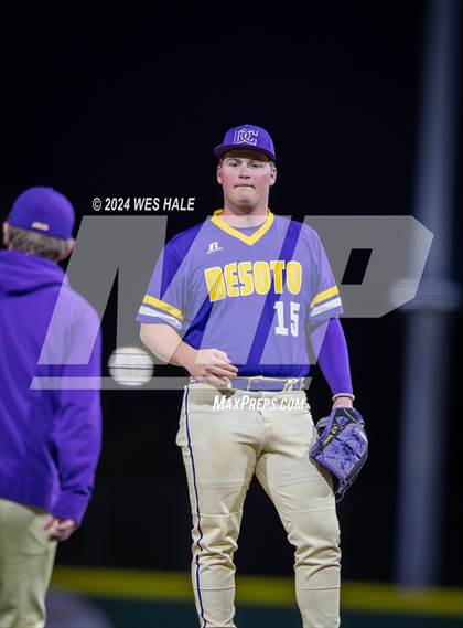 Thumbnail 2 in DeSoto Central @ Arlington photogallery.