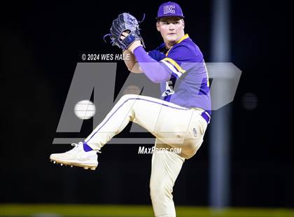 Thumbnail 3 in DeSoto Central @ Arlington photogallery.