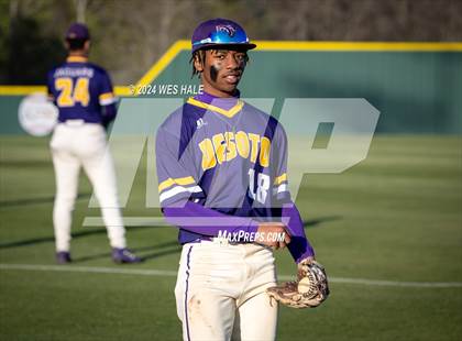 Thumbnail 1 in DeSoto Central @ Arlington photogallery.