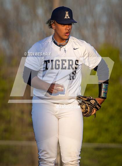 Thumbnail 3 in DeSoto Central @ Arlington photogallery.