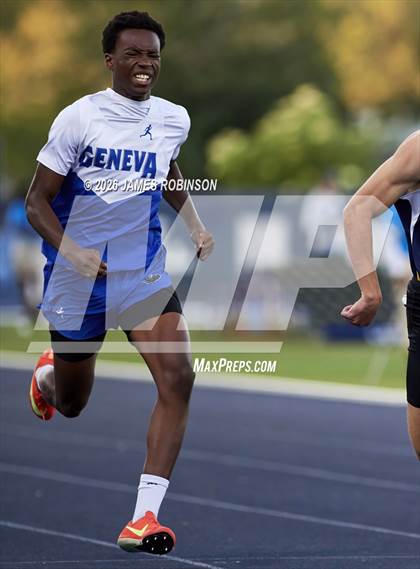 Thumbnail 1 in FHSAA Class 1A Final (200m) photogallery.