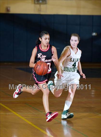 Thumbnail 2 in St. Bonaventure vs Rio Mesa (Santa Barbara Tournament of Champions) photogallery.