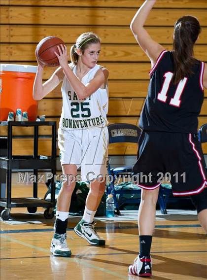 Thumbnail 2 in St. Bonaventure vs Rio Mesa (Santa Barbara Tournament of Champions) photogallery.