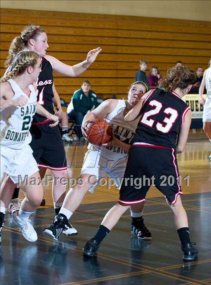 Thumbnail 3 in St. Bonaventure vs Rio Mesa (Santa Barbara Tournament of Champions) photogallery.
