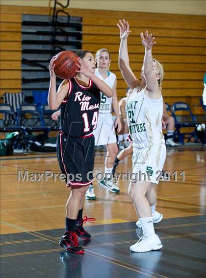Thumbnail 2 in St. Bonaventure vs Rio Mesa (Santa Barbara Tournament of Champions) photogallery.