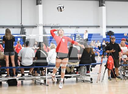 Thumbnail 1 in Mater Dei vs. Queen Creek (Nike TOC Southwest) photogallery.