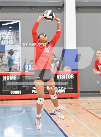 Thumbnail 1 in Mater Dei vs. Queen Creek (Nike TOC Southwest) photogallery.