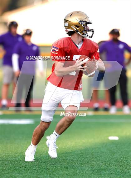 Thumbnail 1 in Fort Collins vs. Windsor (Scrimmage) photogallery.