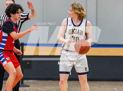 Thumbnail 3 in St. Vincent de Paul vs. Ukiah photogallery.