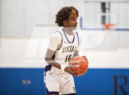 Thumbnail 1 in St. Vincent de Paul vs. Ukiah photogallery.