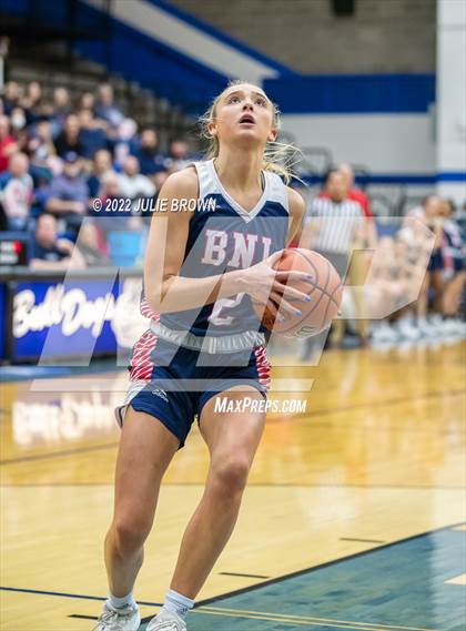 Thumbnail 1 in Bedford North Lawrence vs. Castle (IHSAA 4A Regional Semifinal Playoff) photogallery.