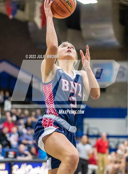 Thumbnail 2 in Bedford North Lawrence vs. Castle (IHSAA 4A Regional Semifinal Playoff) photogallery.