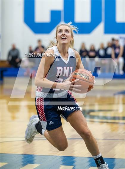 Thumbnail 3 in Bedford North Lawrence vs. Castle (IHSAA 4A Regional Semifinal Playoff) photogallery.