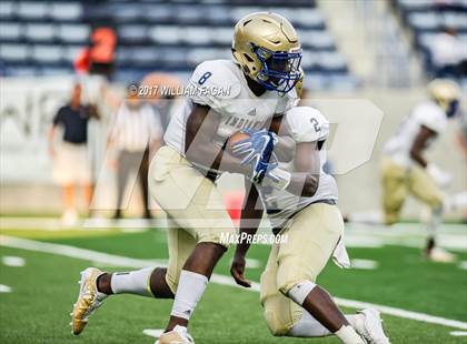 Thumbnail 1 in McEachern @ Mill Creek photogallery.