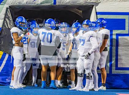 Thumbnail 2 in Port Arthur Memorial vs Barbers Hill (UIL Football 5A D1 Quarterfinal) photogallery.