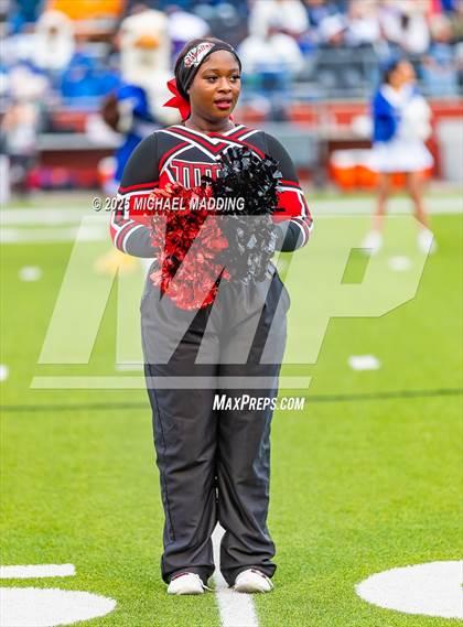 Thumbnail 2 in Port Arthur Memorial vs Barbers Hill (UIL Football 5A D1 Quarterfinal) photogallery.