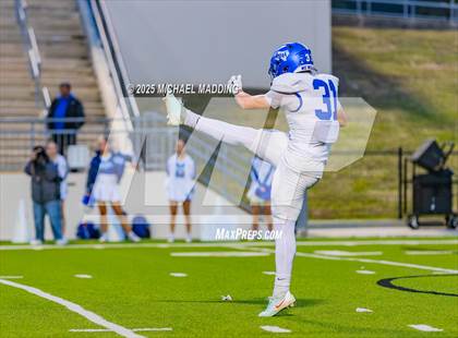Thumbnail 3 in Port Arthur Memorial vs Barbers Hill (UIL Football 5A D1 Quarterfinal) photogallery.