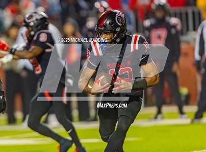 Thumbnail 3 in Port Arthur Memorial vs Barbers Hill (UIL Football 5A D1 Quarterfinal) photogallery.