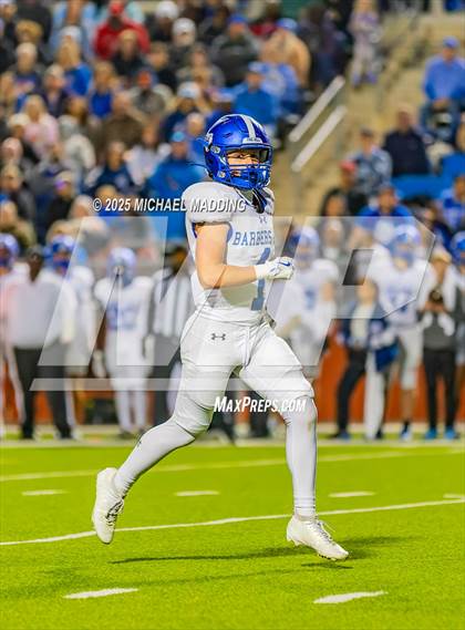 Thumbnail 2 in Port Arthur Memorial vs Barbers Hill (UIL Football 5A D1 Quarterfinal) photogallery.