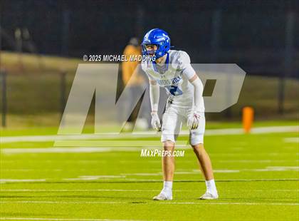 Thumbnail 1 in Port Arthur Memorial vs Barbers Hill (UIL Football 5A D1 Quarterfinal) photogallery.