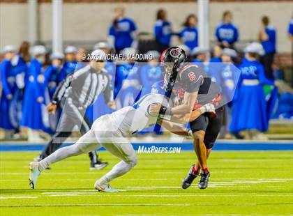 Thumbnail 2 in Port Arthur Memorial vs Barbers Hill (UIL Football 5A D1 Quarterfinal) photogallery.