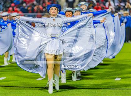 Thumbnail 3 in Port Arthur Memorial vs Barbers Hill (UIL Football 5A D1 Quarterfinal) photogallery.