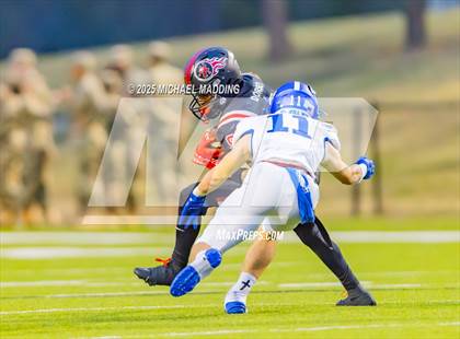 Thumbnail 2 in Port Arthur Memorial vs Barbers Hill (UIL Football 5A D1 Quarterfinal) photogallery.