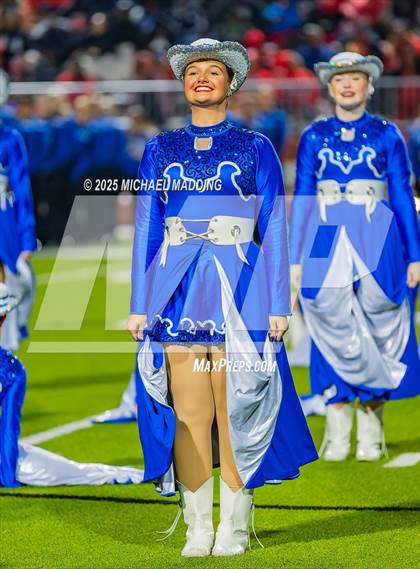 Thumbnail 1 in Port Arthur Memorial vs Barbers Hill (UIL Football 5A D1 Quarterfinal) photogallery.
