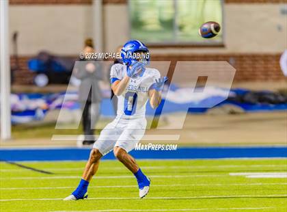 Thumbnail 3 in Port Arthur Memorial vs Barbers Hill (UIL Football 5A D1 Quarterfinal) photogallery.