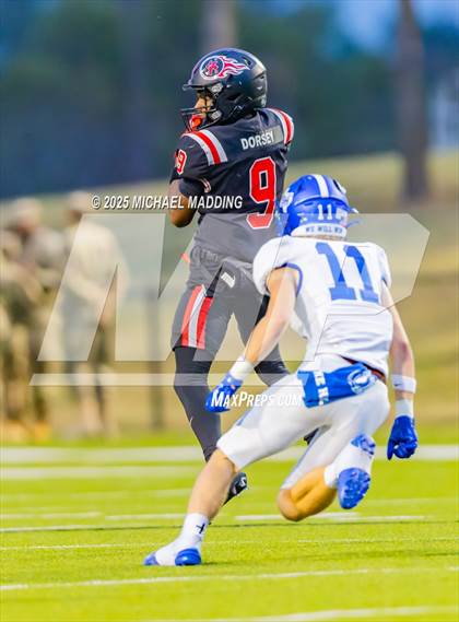 Thumbnail 1 in Port Arthur Memorial vs Barbers Hill (UIL Football 5A D1 Quarterfinal) photogallery.