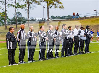 Thumbnail 2 in Port Arthur Memorial vs Barbers Hill (UIL Football 5A D1 Quarterfinal) photogallery.