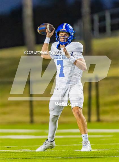Thumbnail 1 in Port Arthur Memorial vs Barbers Hill (UIL Football 5A D1 Quarterfinal) photogallery.