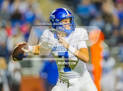 Thumbnail 1 in Port Arthur Memorial vs Barbers Hill (UIL Football 5A D1 Quarterfinal) photogallery.