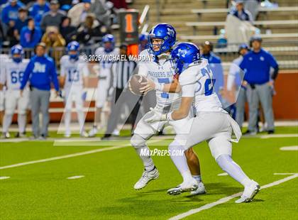 Thumbnail 3 in Port Arthur Memorial vs Barbers Hill (UIL Football 5A D1 Quarterfinal) photogallery.