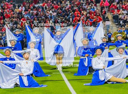 Thumbnail 2 in Port Arthur Memorial vs Barbers Hill (UIL Football 5A D1 Quarterfinal) photogallery.