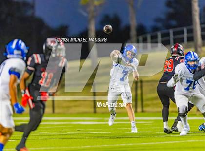 Thumbnail 1 in Port Arthur Memorial vs Barbers Hill (UIL Football 5A D1 Quarterfinal) photogallery.